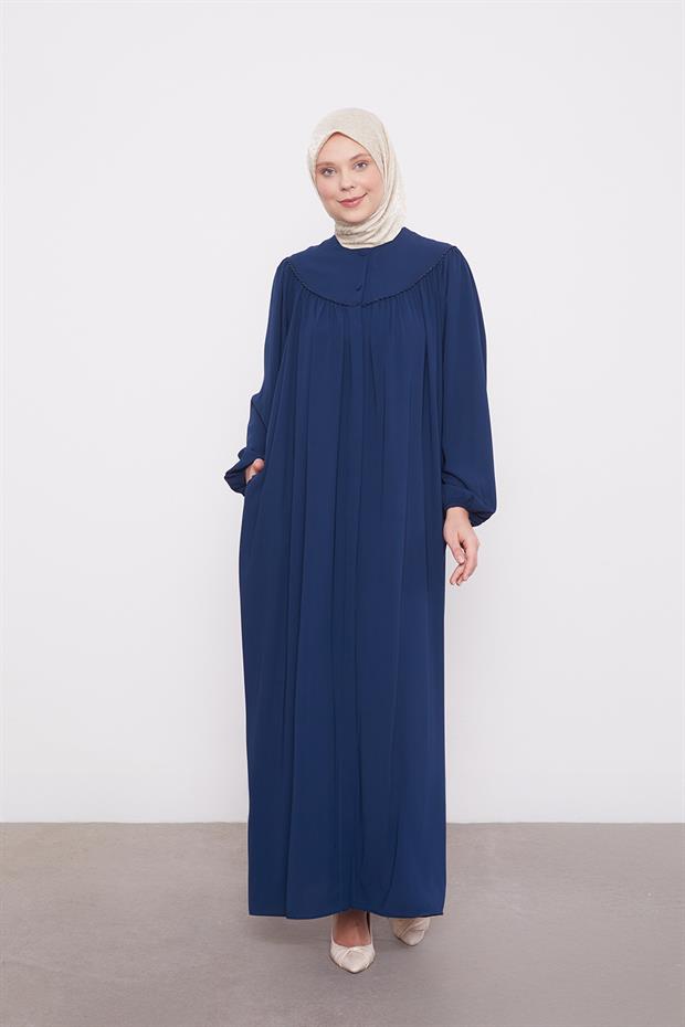 Lacivert Omuz Ponpon Yaka Detaylı Ferace