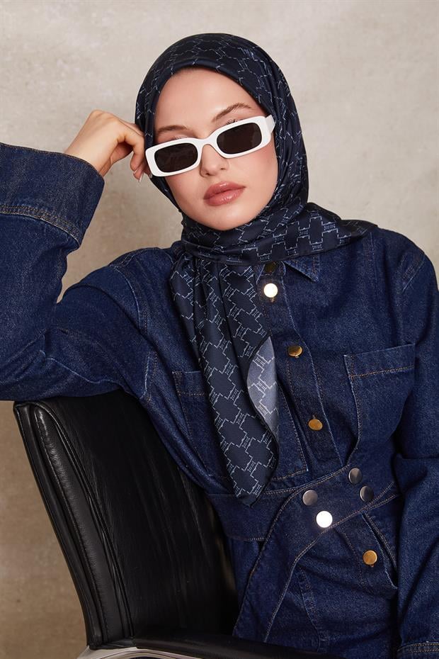 Lacivert Petek Desen Twill İpek Eşarp