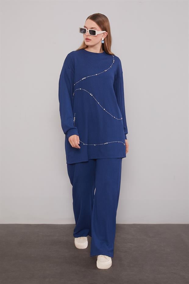 Lacivert Şerit Taş Detaylı İkili Takım