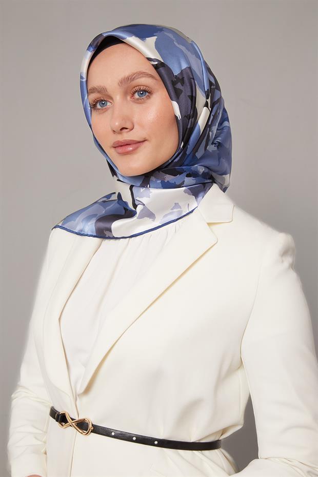 Lacivert Soyut Çiçek Desen Sura İpek Eşarp