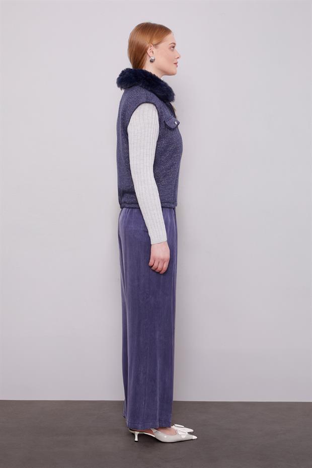 Lacivert Yakası Kürk Detaylı Kaşmir Yelek