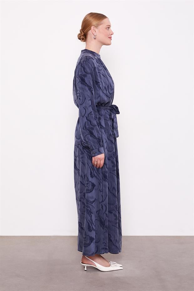 Lacivert Yakası Taş Detaylı Cupra Elbise