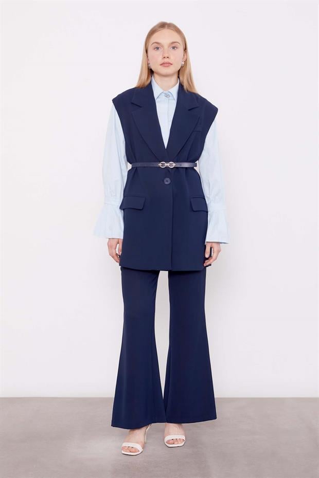 Lacivert Yelekli İkili Takım