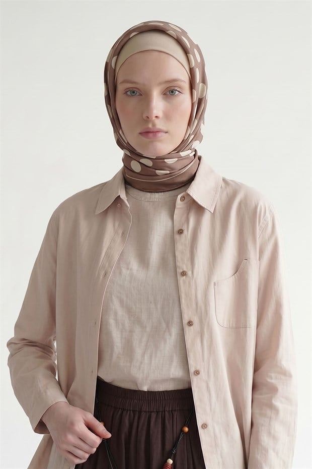 Latte Puantiyeli Twill İpek Eşarp