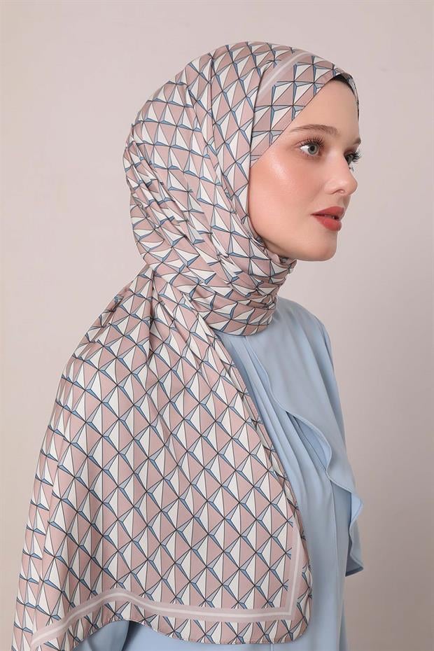 Latte Üçgen Desen Club Şal