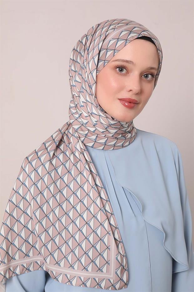 Latte Üçgen Desen Club Şal