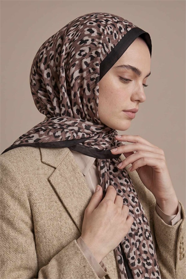 Leopar Dokulu Sport Şal Koyu Vizon