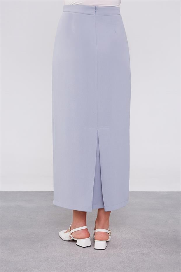 Açık Gri Düğme Detaylı Etek