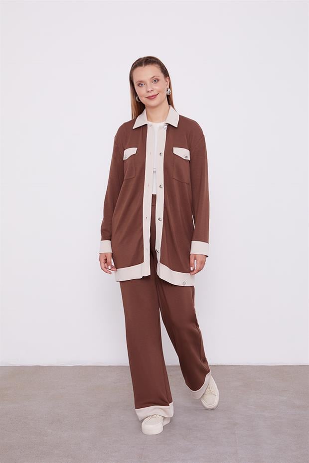Acı Kahve-Açık Bej Düğme Detaylı Pantolon Takım