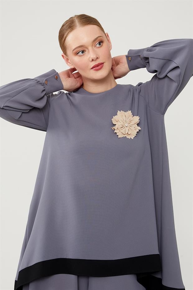 Antrasit Çiçek Broşlu Pantolonlu Takım