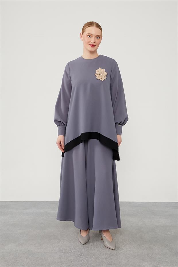 Antrasit Çiçek Broşlu Pantolonlu Takım