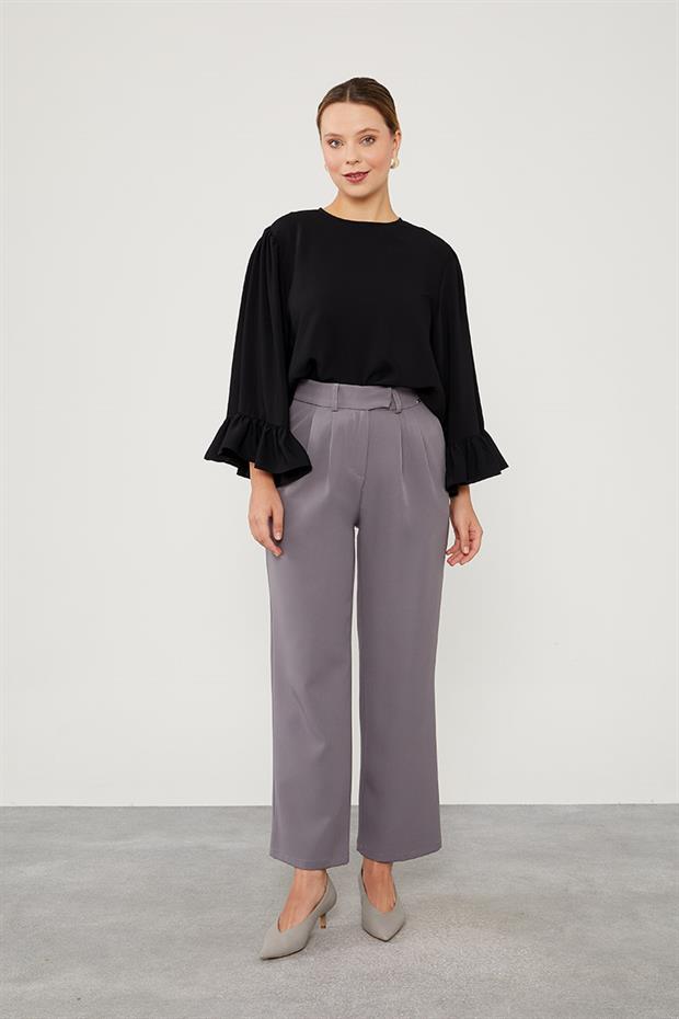 Antrasit Plise Detaylı Kumaş Pantolon