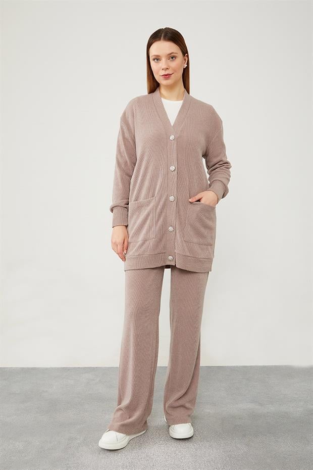 Bej Desenli Hırkalı Triko Takım