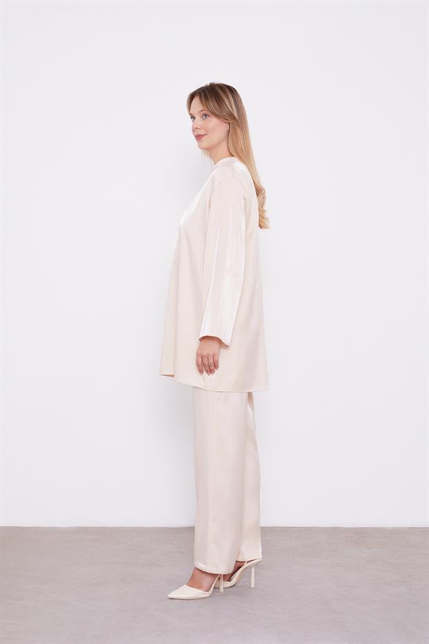 Bej Omuz İşlemeli Saten İkili Takım