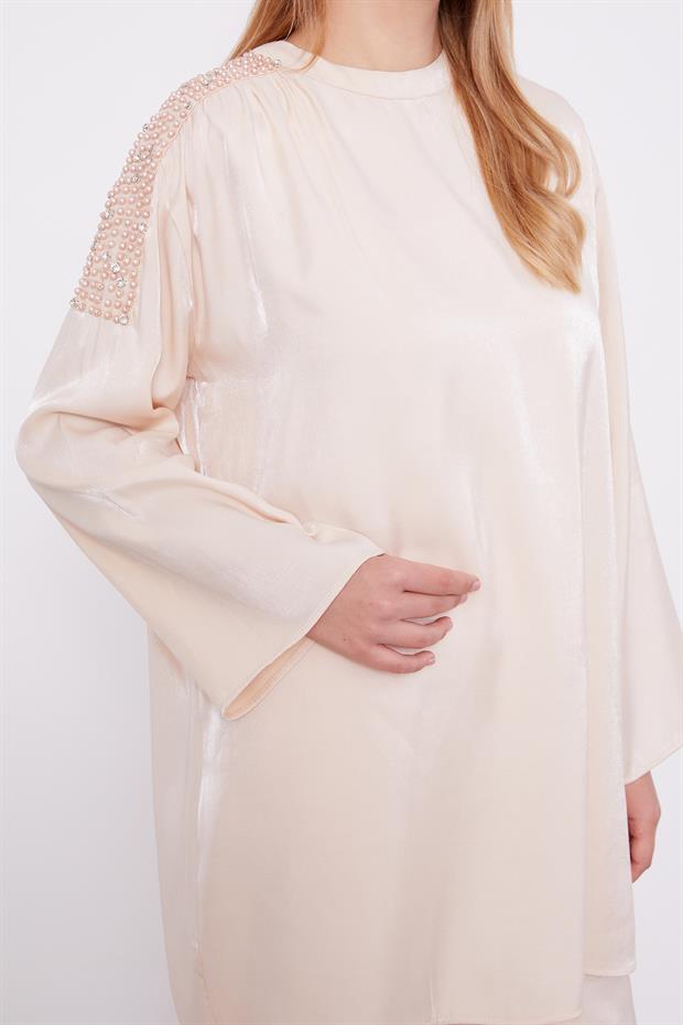 Bej Omuz İşlemeli Saten İkili Takım