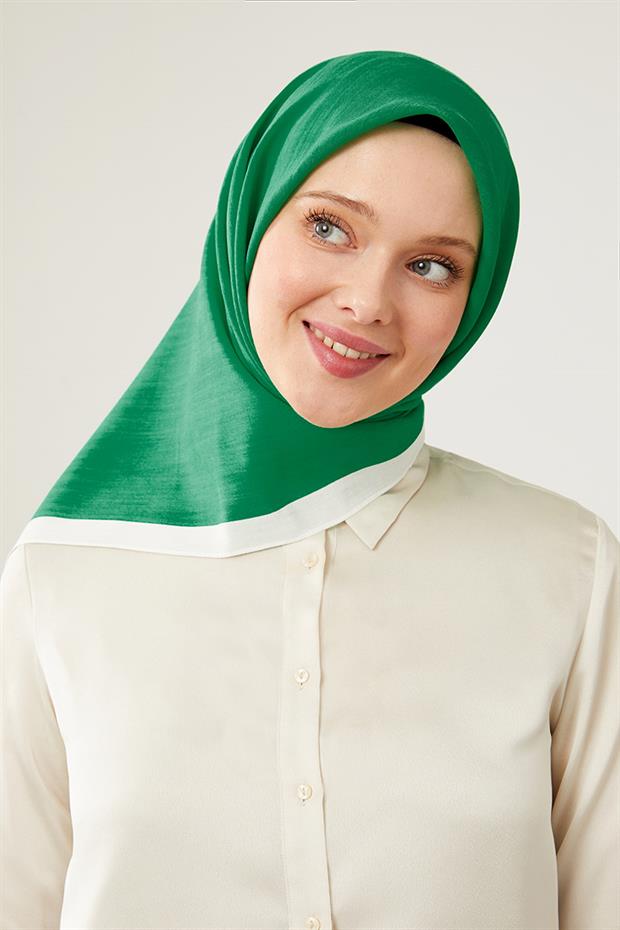 Benetton Biye Renk Geçişli Prag Eşarp