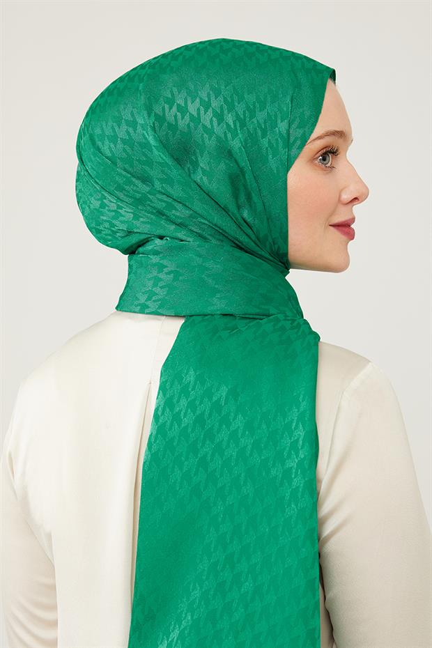 Benetton Kazayağı Desenli Jakarlı Şal