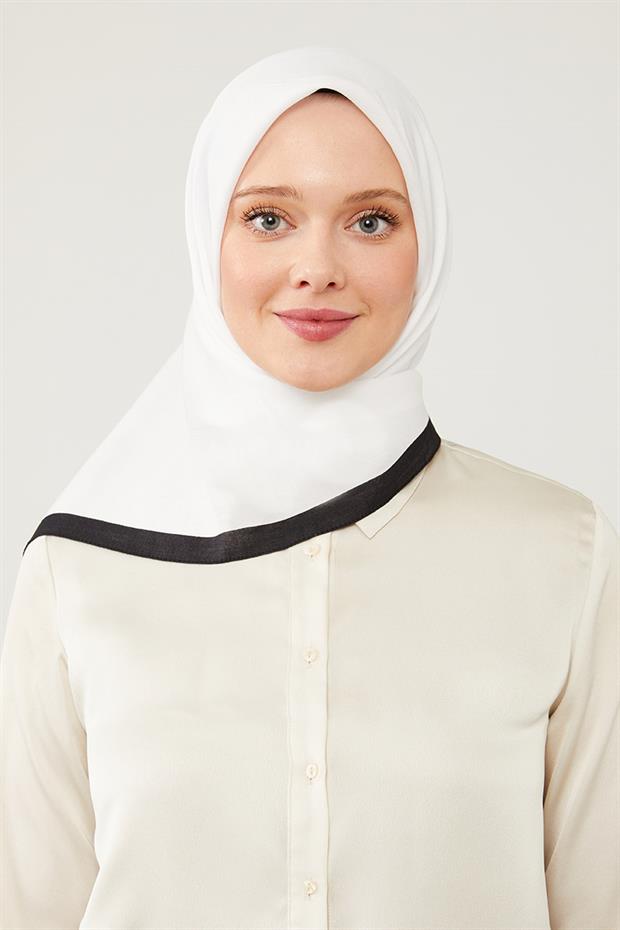 Beyaz Biye Renk Geçişli Prag Eşarp