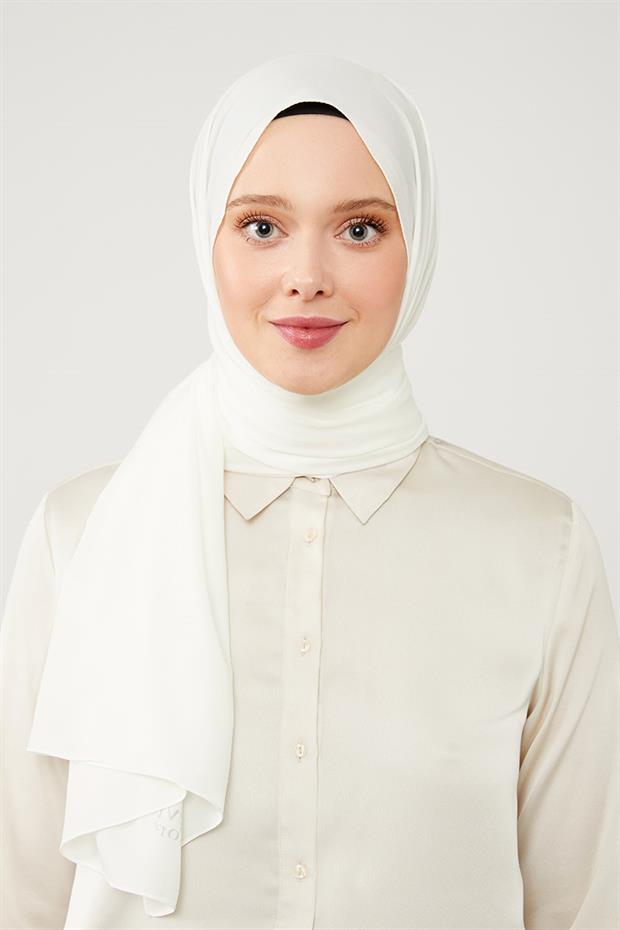 Beyaz Dama Desen Jakarlı Elegance Şal