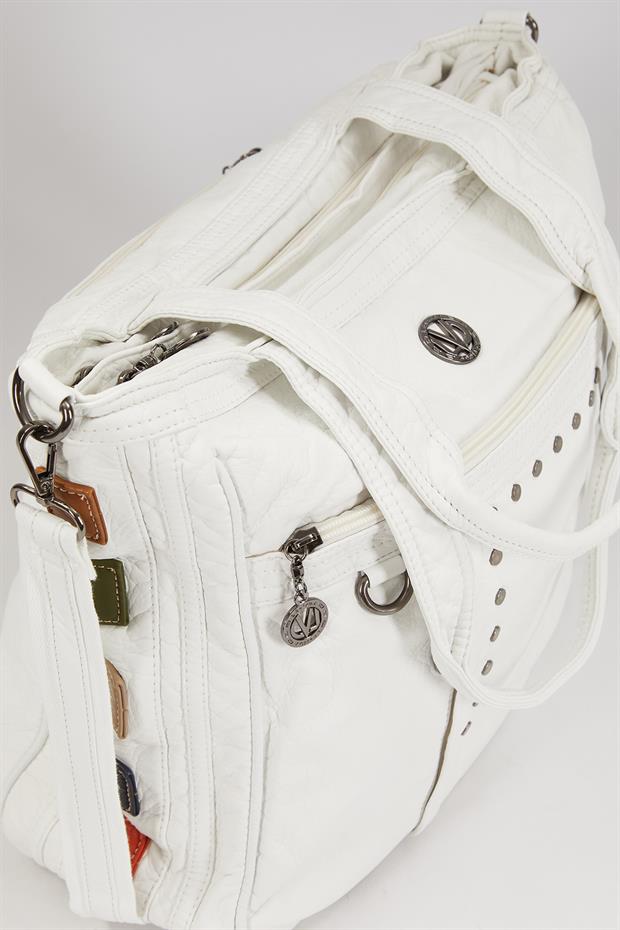 Beyaz Renk Detaylı Omuz Çantası