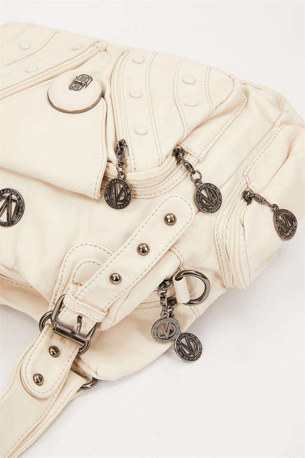 Beyaz Metal Zımba Detay Omuz Çantası