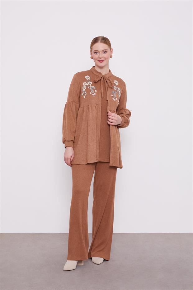 Camel Nakış İşleme İçlikli Üçlü Takım