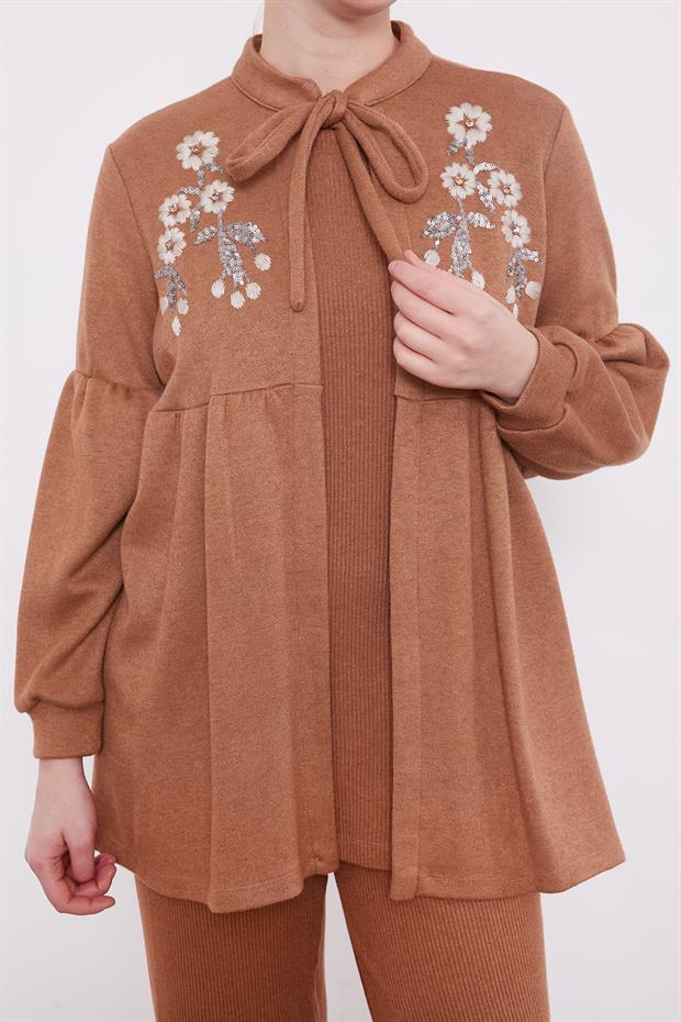 Camel Nakış İşleme İçlikli Üçlü Takım