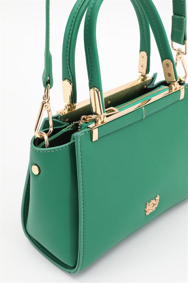 Çimen Yeşili Metal Şerit Detaylı El Çantası