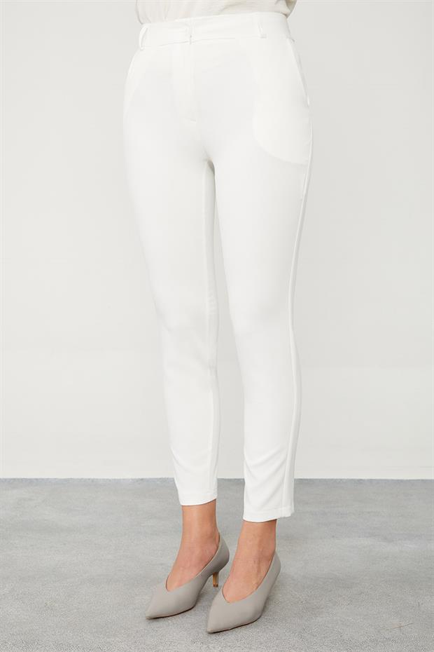 Ekru Cep Detaylı Bilek Boy Pantolon