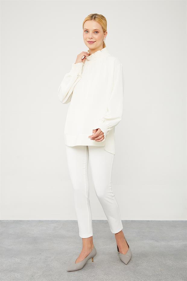 Ekru Cep Detaylı Bilek Boy Pantolon