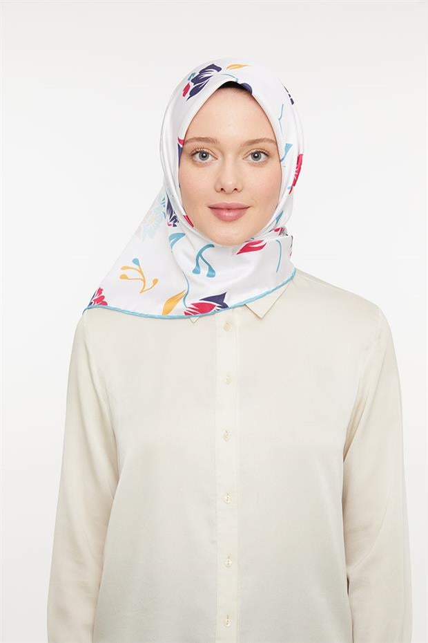 Ekru Çiçekli Trend Twill Eşarp
