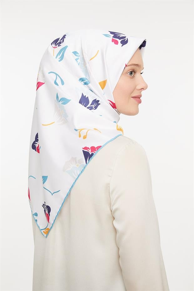 Ekru Çiçekli Trend Twill Eşarp