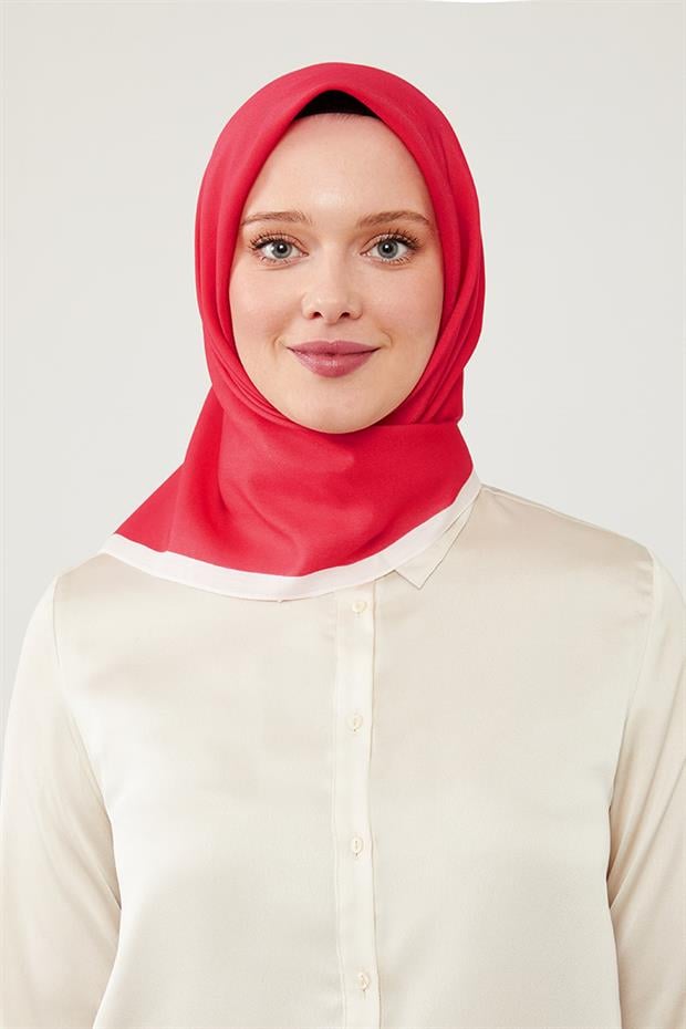 Fuşya Biye Renk Geçişli Prag Eşarp