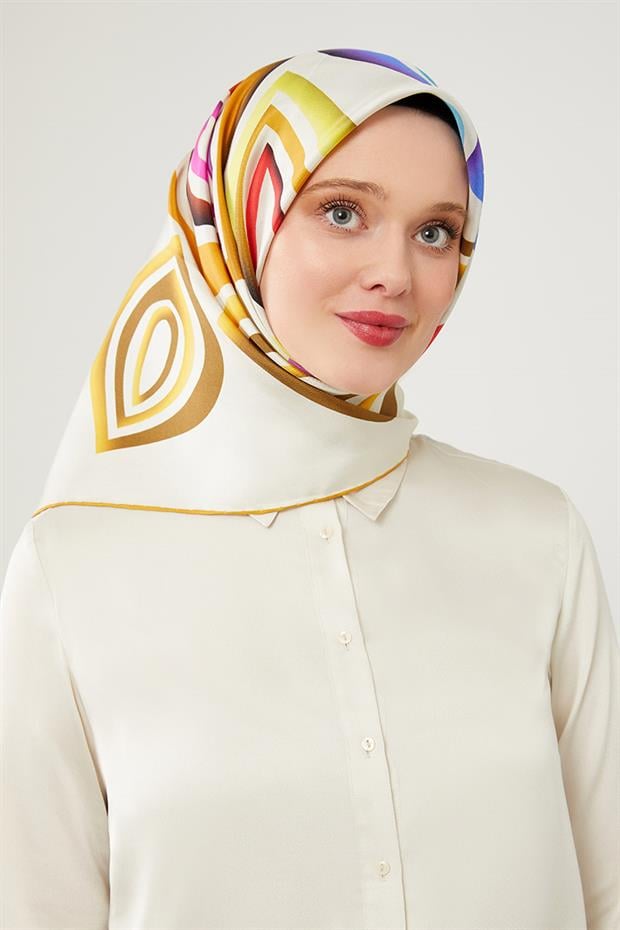 Gold Damla Desen Saf İpek Eşarp