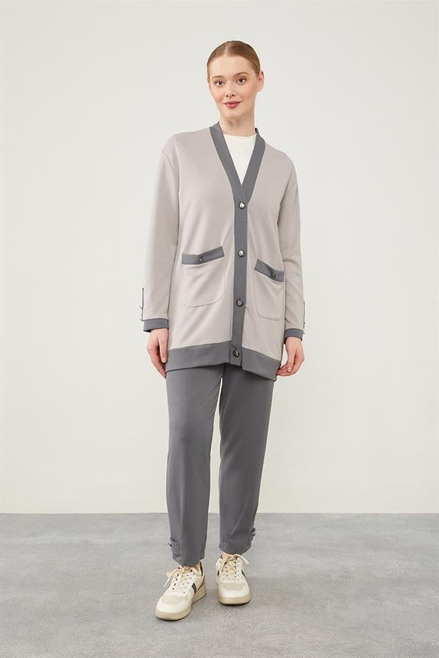 Gri - Antrasit Ribanası Düğme Detaylı Hırkalı Takım