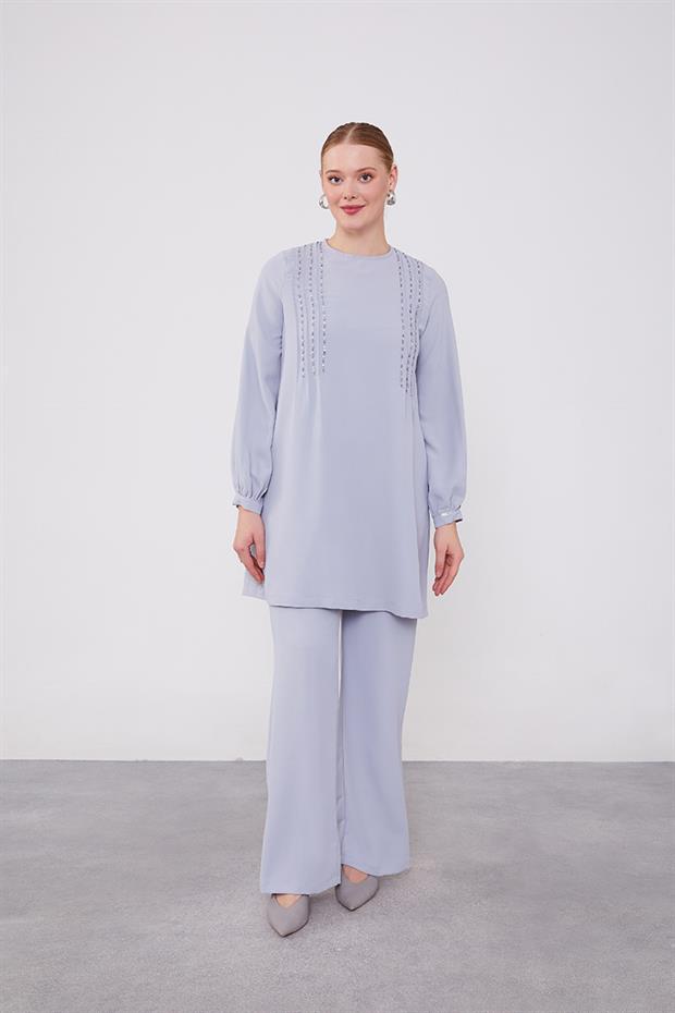 Gri Boncuk İşlemeli Tunik Takım