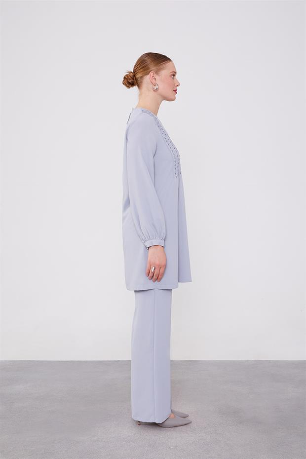 Gri Boncuk İşlemeli Tunik Takım