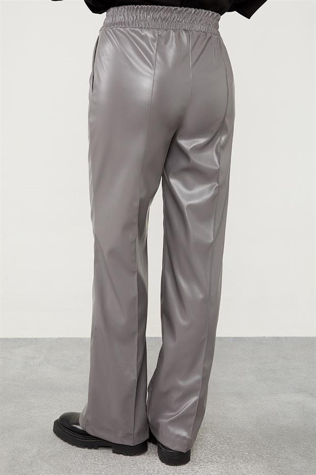 Gri Boru Paça Suni Deri Pantolon