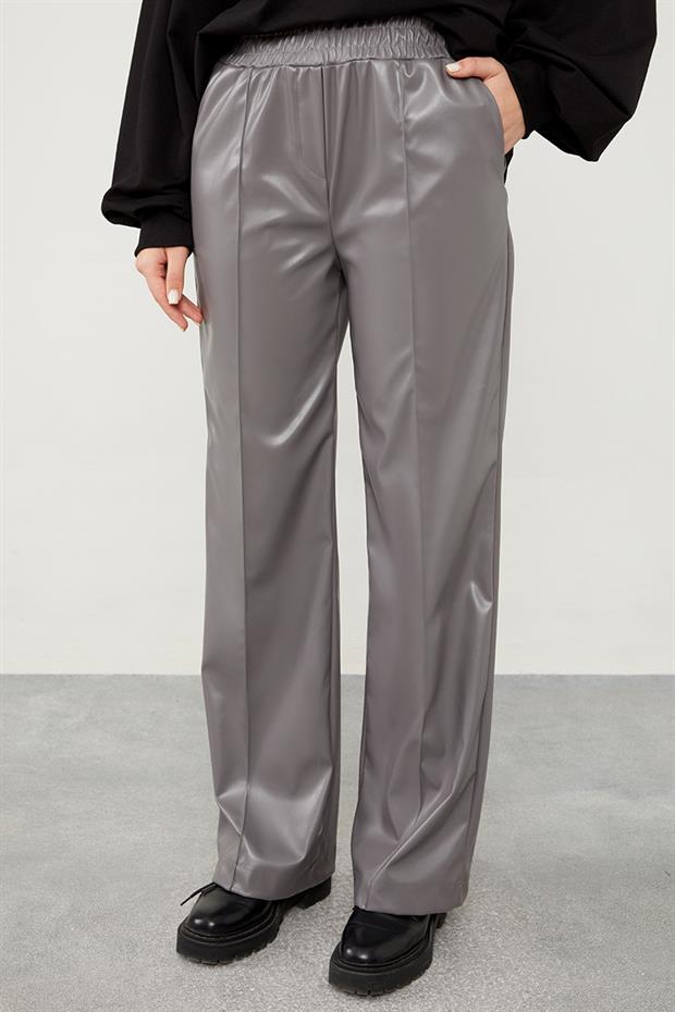 Gri Boru Paça Suni Deri Pantolon