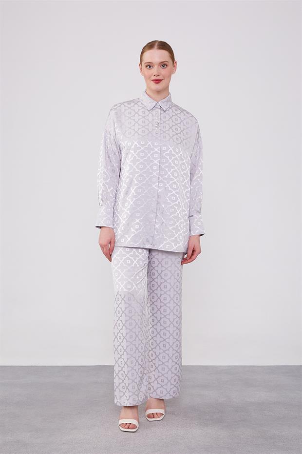 Gri Çiçek Desen Jakarlı İkili Takım