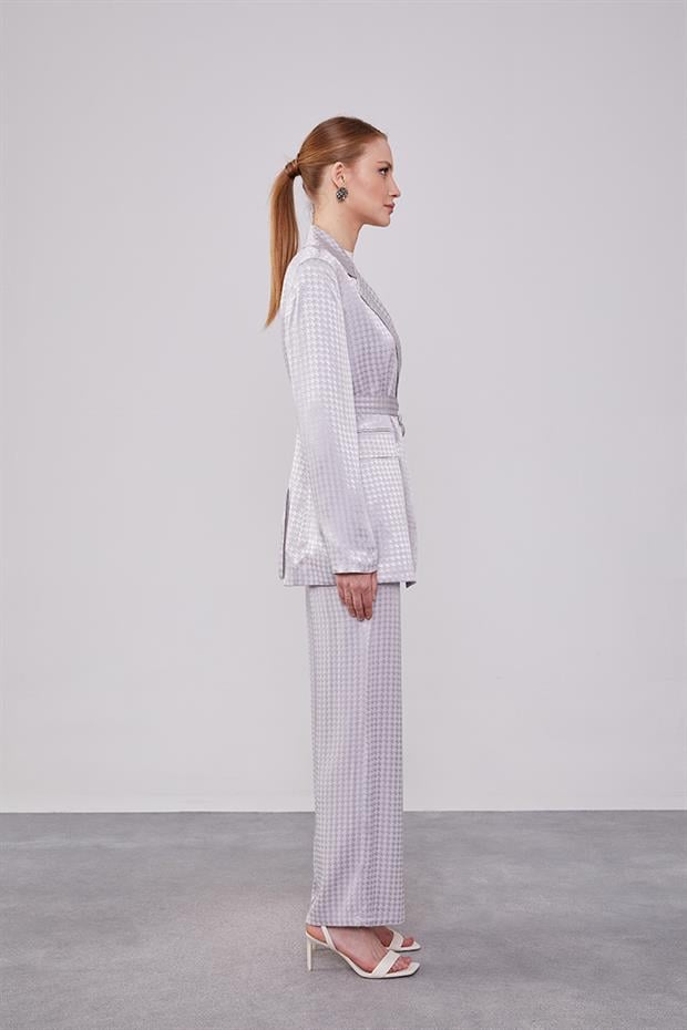 Gri Kazayağı Desen Jakarlı Ceket Takım