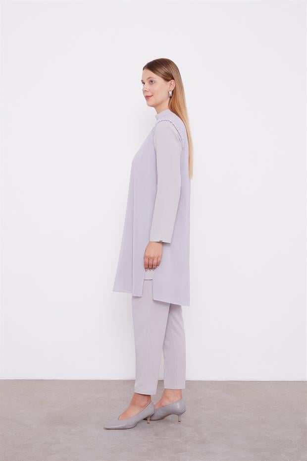 Gri Şifon Omuzları İşlemeli İkili Takım