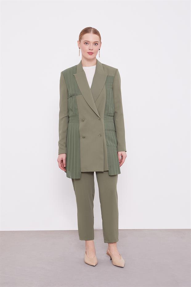 Haki Plise Şifonlu Ceket Takım