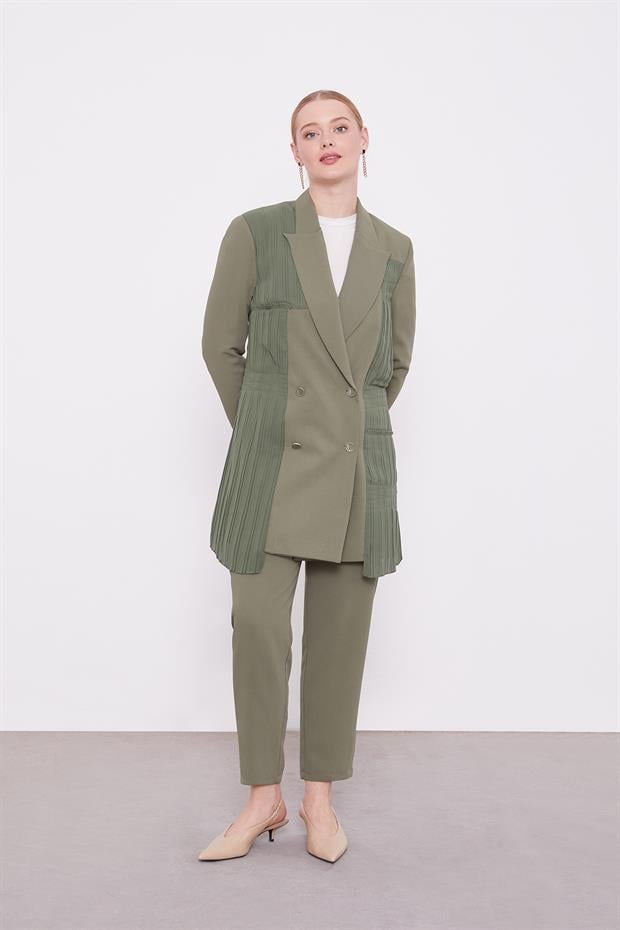 Haki Plise Şifonlu Ceket Takım