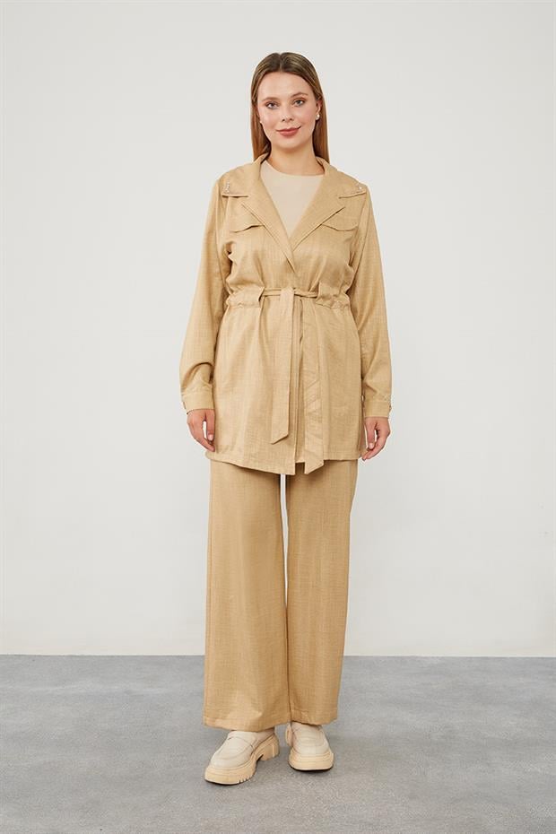 Koyu Bej Yakası Taş İşlemeli Ceket Takım