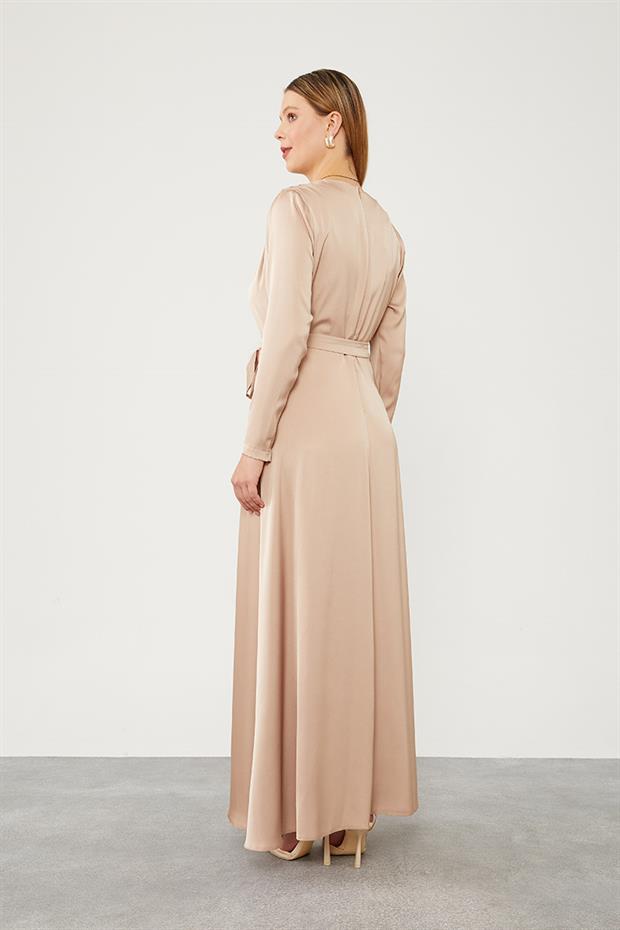 K.Bej Kuşak Bağlamalı Saten Elbise