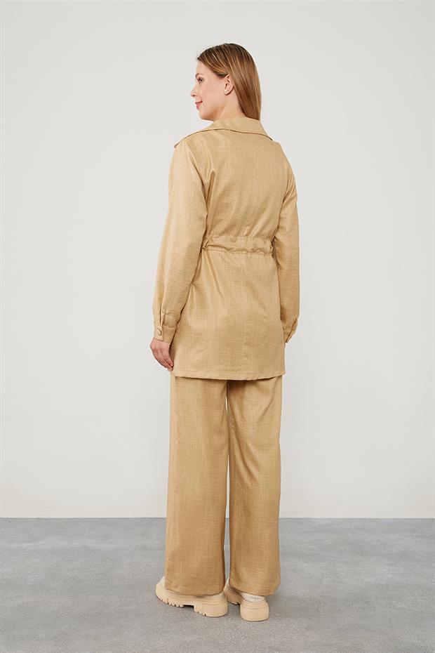 Koyu Bej Yakası Taş İşlemeli Ceket Takım
