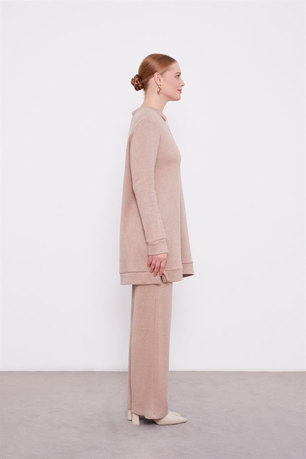 Koyu Bej Zincir Detaylı İkili Takım