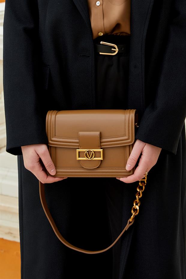 Kahve Deri Zincir Askılı Omuz Çantası