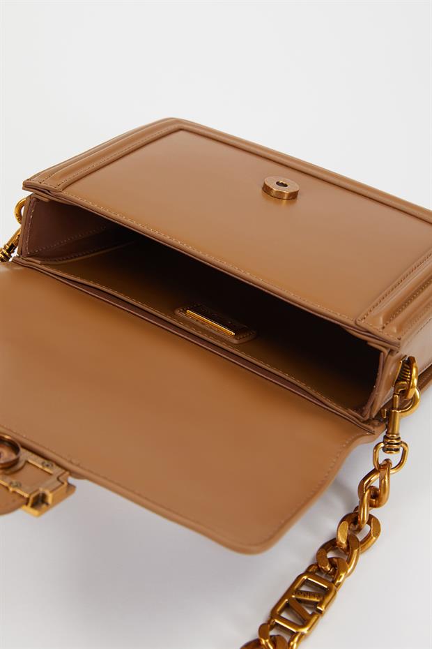 Kahve Deri Zincir Askılı Omuz Çantası